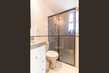 Apartamento à venda com 82m², 3 quartos e 1 vaga Apartamento à venda com 82m², 3 quartos e 1 vagaBanheiro da Suíte