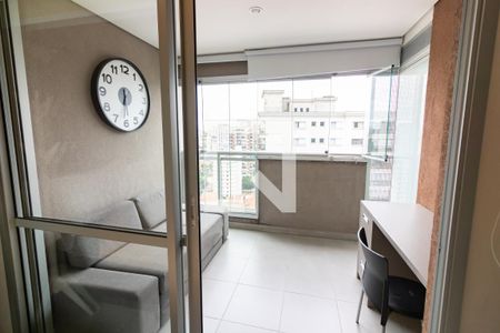 Varanda de kitnet/studio para alugar com 1 quarto, 35m² em Campo Belo, São Paulo