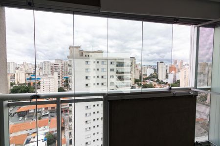 Varanda de kitnet/studio para alugar com 1 quarto, 35m² em Campo Belo, São Paulo