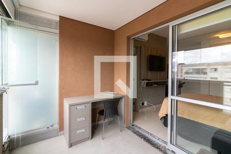 Varanda de kitnet/studio para alugar com 1 quarto, 35m² em Campo Belo, São Paulo