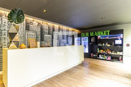 Studio à venda com 32m², 1 quarto e 1 vagaMercado