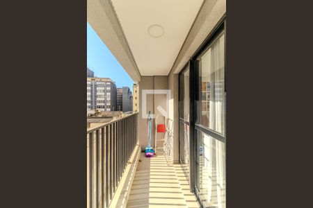 Varanda de kitnet/studio à venda com 1 quarto, 32m² em Santa Efigênia, São Paulo