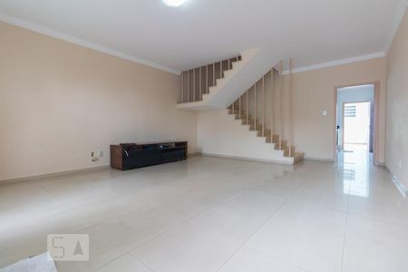 Sala de casa à venda com 3 quartos, 150m² em Chácara Santo Antônio (zona Sul), São Paulo