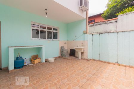 Casa à venda com 150m², 3 quartos e 2 vagasÁrea de Serviço