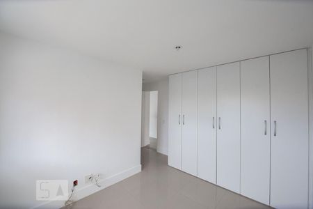Suíte de apartamento para alugar com 3 quartos, 164m² em Recreio dos Bandeirantes, Rio de Janeiro