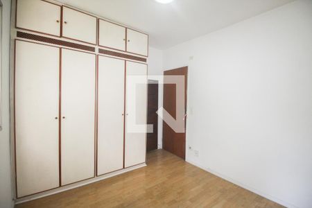 Apartamento à venda com 79m², 3 quartos e 1 vagaquarto 2