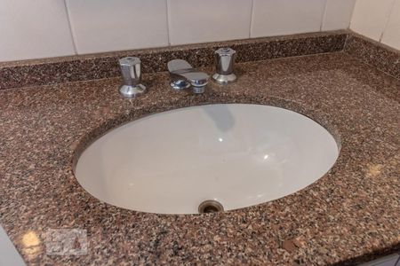 Apartamento para alugar com 133m², 3 quartos e 1 vagaBanheiro social