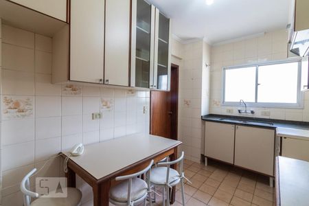 Apartamento para alugar com 133m², 3 quartos e 1 vagaCozinha