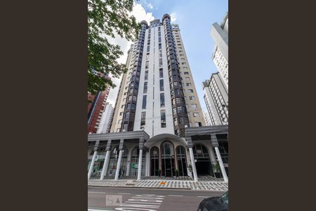 Apartamento para alugar com 133m², 3 quartos e 1 vagaFachada