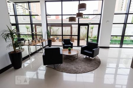 Apartamento para alugar com 27m², 1 quarto e 1 vaga Apartamento para alugar com 27m², 1 quarto e 1 vagaHall de Entrada