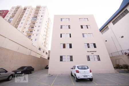 Apartamento à venda com 64m², 2 quartos e 1 vagaFachada e Garagem