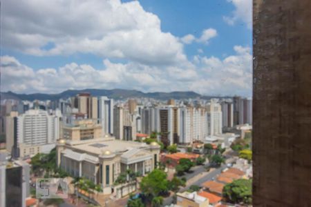 Vista Quarto de apartamento para alugar com 1 quarto, 40m² em Lourdes, Belo Horizonte