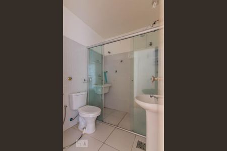 Banheiro Social de apartamento para alugar com 1 quarto, 40m² em Lourdes, Belo Horizonte