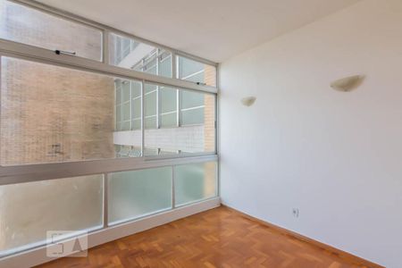 Quarto  de apartamento para alugar com 1 quarto, 40m² em Lourdes, Belo Horizonte