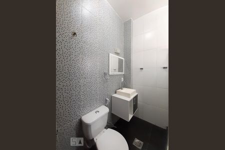 Banheiro de casa para alugar com 1 quarto, 50m² em Cachambi, Rio de Janeiro