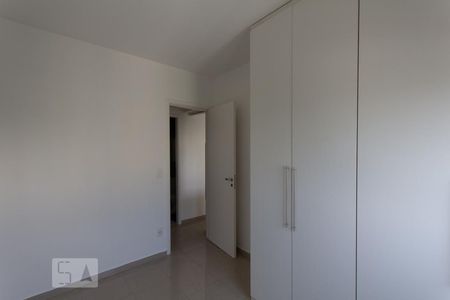 Apartamento para alugar com 69m², 2 quartos e 1 vagaQuarto