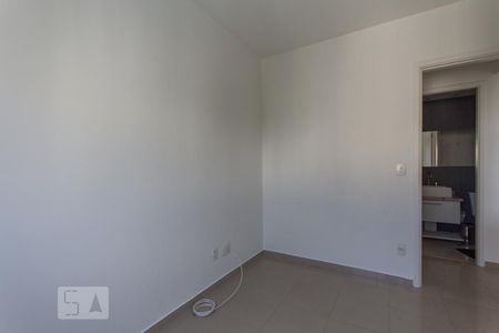 Apartamento para alugar com 69m², 2 quartos e 1 vagaQuarto