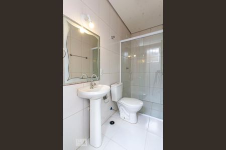 Banheiro de casa para alugar com 2 quartos, 55m² em Cidade Líder, São Paulo