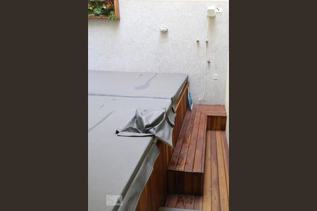 Casa à venda com 134m², 3 quartos e 3 vagasPiscina privativa