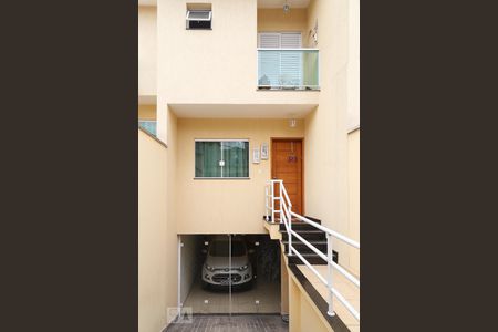 Casa à venda com 134m², 3 quartos e 3 vagasEntrada