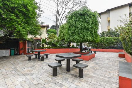 Apartamento para alugar com 60m², 3 quartos e 1 vaga Apartamento para alugar com 60m², 3 quartos e 1 vagaMesas ao ar livre