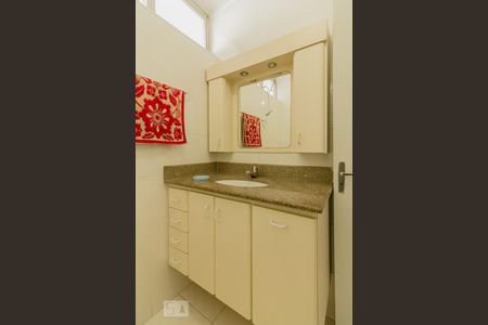 Banheiro  de apartamento à venda com 3 quartos, 90m² em Campestre, Santo André