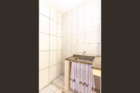 Cozinha de casa para alugar com 1 quarto, 20m² em Rua Lopes da Cunha - Fonseca, Niterói