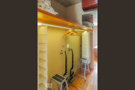 Apartamento para alugar com 70m², 1 quarto e 1 vagaCloset quarto 