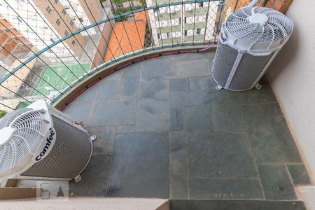 Sacada de apartamento para alugar com 1 quarto, 50m² em Cambuí, Campinas