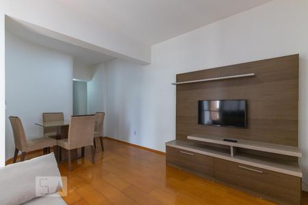 Sala de apartamento para alugar com 1 quarto, 50m² em Cambuí, Campinas