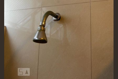 Apartamento à venda com 68m², 2 quartos e sem vagaChuveiro