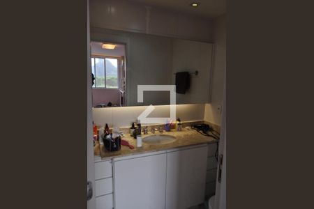 Apartamento à venda com 144m², 3 quartos e 2 vagasBanheiro do Quarto 3