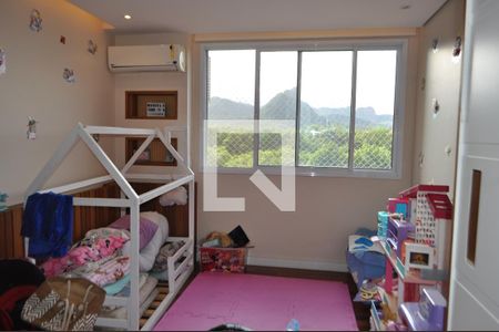 Apartamento à venda com 144m², 3 quartos e 2 vagasQuarto 3 - Suíte