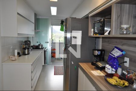 Apartamento à venda com 144m², 3 quartos e 2 vagasCozinha - Armários