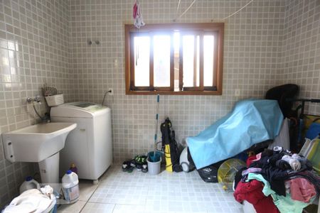 Área de Serviço de casa à venda com 4 quartos, 255m² em Jaguaribe, Osasco