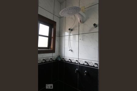 Casa à venda com 255m², 4 quartos e 4 vagas Casa à venda com 255m², 4 quartos e 4 vagasBanheiro da Suíte