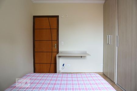 Casa à venda com 255m², 4 quartos e 4 vagas Casa à venda com 255m², 4 quartos e 4 vagasQuarto 1