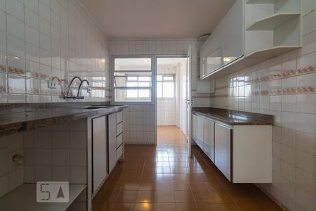 Apartamento para alugar com 90m², 2 quartos e 2 vagasCozinha