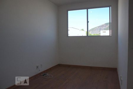 Sala de apartamento à venda com 2 quartos, 55m² em Vargem Pequena, Rio de Janeiro