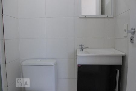 Banheiro Social de apartamento à venda com 2 quartos, 55m² em Vargem Pequena, Rio de Janeiro