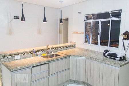 Casa para alugar com 200m², 3 quartos e 2 vagas Casa para alugar com 200m², 3 quartos e 2 vagasCozinha