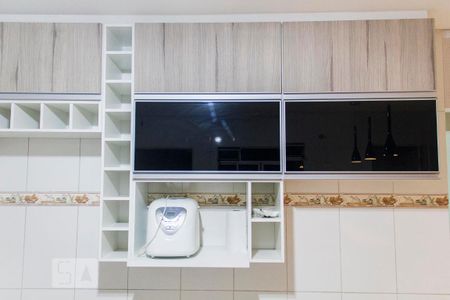 Casa para alugar com 200m², 3 quartos e 2 vagas Casa para alugar com 200m², 3 quartos e 2 vagasCozinha