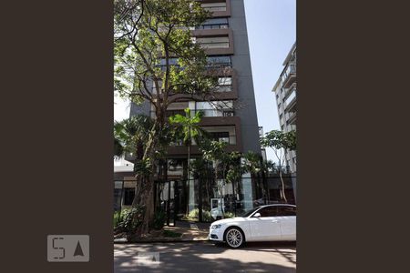 Studio à venda com 36m², 1 quarto e 1 vaga Studio à venda com 36m², 1 quarto e 1 vagaFachada