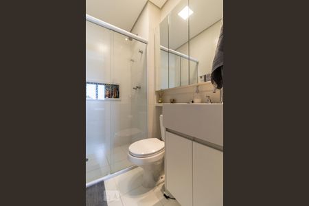 Apartamento à venda com 59m², 1 quarto e 2 vagasBanheiro da Suíte