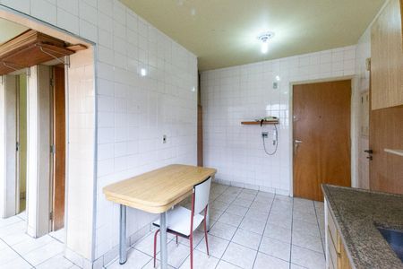 Apartamento à venda com 135m², 3 quartos e 2 vagas Apartamento à venda com 135m², 3 quartos e 2 vagasCozinha