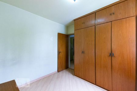 Apartamento à venda com 135m², 3 quartos e 2 vagas Apartamento à venda com 135m², 3 quartos e 2 vagasQuarto 3