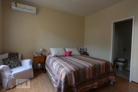 Apartamento à venda com 110m², 3 quartos e 2 vagassuíte