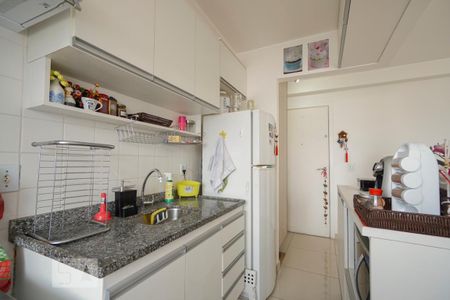 Apartamento à venda com 53m², 2 quartos e 1 vaga Apartamento à venda com 53m², 2 quartos e 1 vagaCozinha
