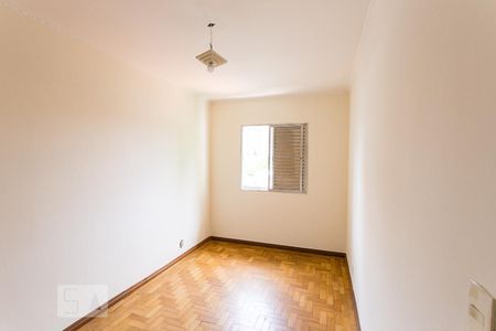 Casa à venda com 253m², 3 quartos e 2 vagasQuarto 2