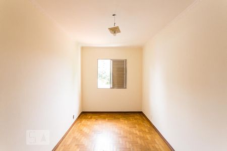 Casa à venda com 253m², 3 quartos e 2 vagasQuarto 2